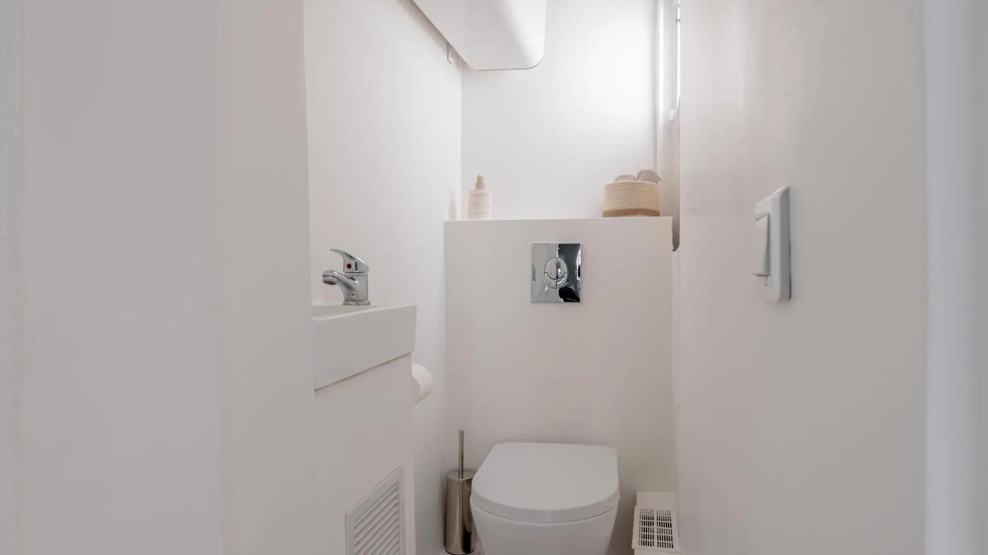 Charming 1-Bed Newly Renovated Close To The Centre And Montmartre Παρίσι