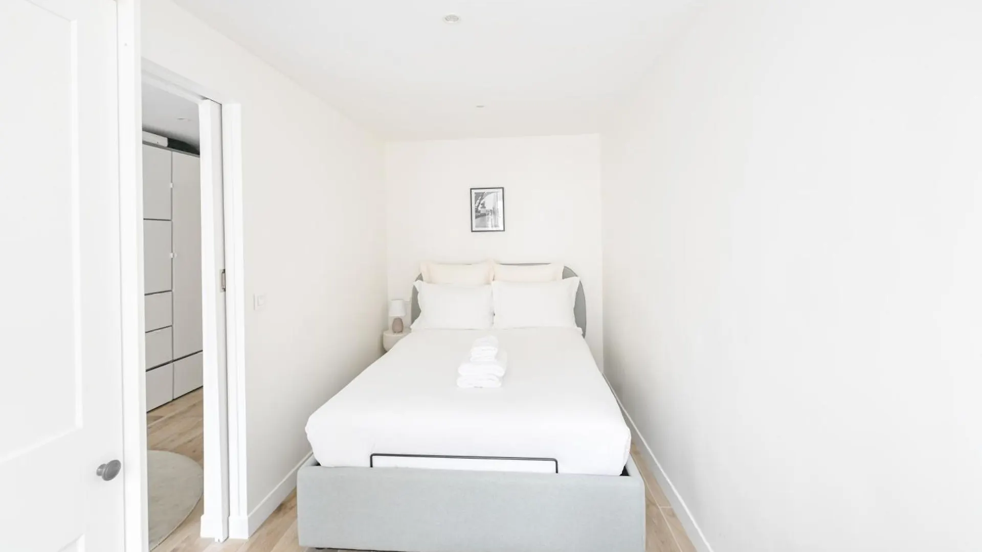 Charming 1-Bed Newly Renovated Close To The Centre And Montmartre Παρίσι Γαλλία